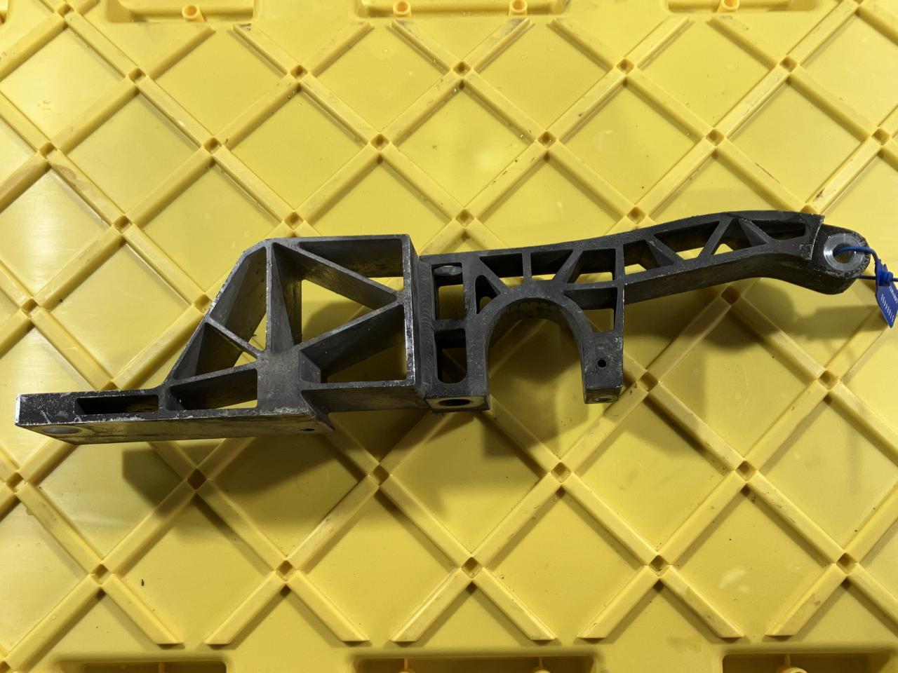 Кронштейн балки Porsche Panamera 970 2012, 4.8 л., M 48.20, бензин, АКПП, хетчбэк 5 дв., 97034111407 - фото №1