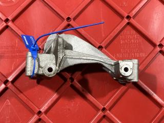 кронштейн генератора Audi Q7 4L [рестайлинг] 2012, 3.0 л., CTWB, бензин, внедорожник 5 дв., 06E903143H