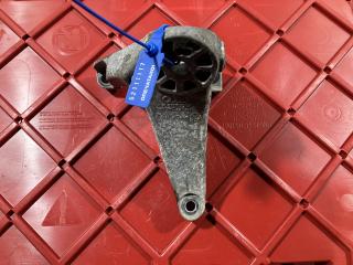 кронштейн двигателя Audi Q7 4L [рестайлинг] 2012, 3.0 л., CTWB, бензин, АКПП, внедорожник 5 дв., 7L8199308F, 7L8199308E