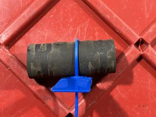 патрубок (трубопровод, шланг) Audi Q7 4L [рестайлинг] 2010, 3.0 л., CTWB, бензин, АКПП, внедорожник 5 дв., 06E121058D