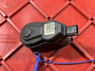 электроручник Audi A6 4G/C7 2011, 3.0 л., CGXB, бензин, АКПП, седан, 32337647B