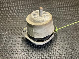 подушка крепления двигателя Audi Q7 4L 2008, 3.0 л., CTWB, бензин, АКПП, внедорожник 5 дв., 7L8199131A