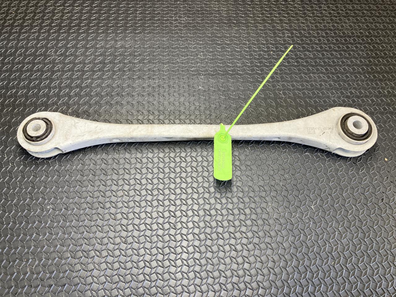 рычаг задний правый Audi Q7 4M 2015, 3.0 л., CREC, бензин, АКПП, хетчбэк 5 дв., 4M0501529N - фото №1