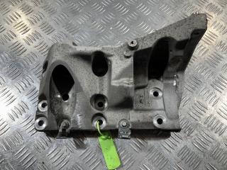 кронштейн двигателя Porsche Cayenne 958 2010, 4.8 л., M 48.02, бензин, АКПП, внедорожник 5 дв., 9481022151R