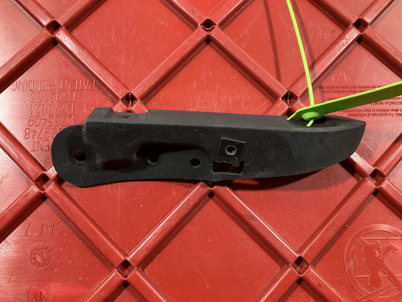 брызговик Audi A8 D4/4H 2012, 4.2 л., CDRA, бензин, АКПП, седан, 4H0854816B - фото №1