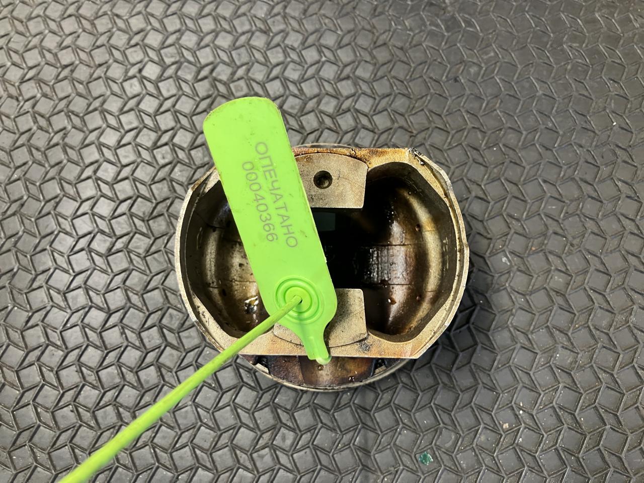 поршень Infiniti FX35 1 поколение 2006, 3.5 л., VQ35DE, бензин, АКПП, внедорожник 5 дв. - фото №1