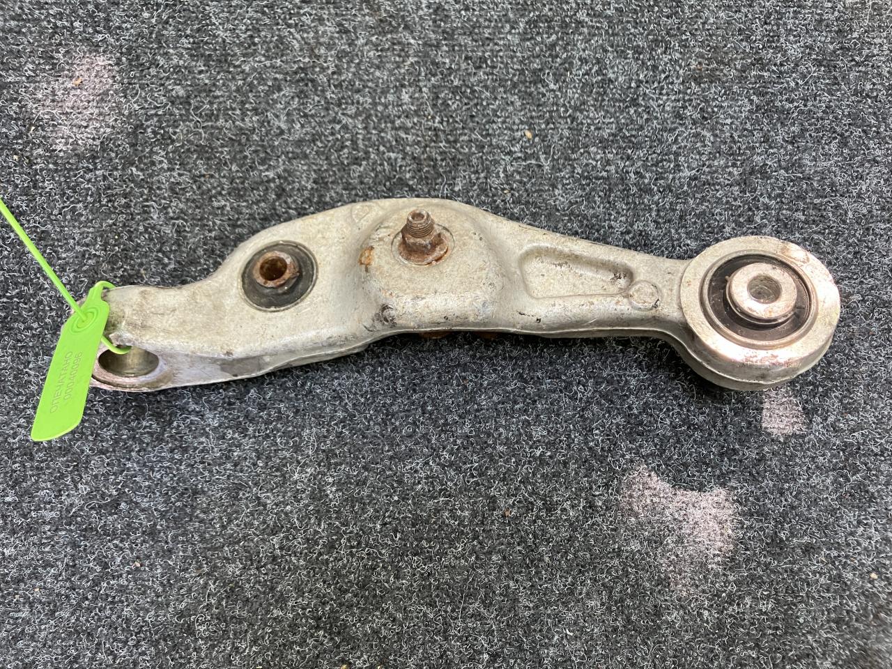 рычаг передний правый Lexus LS 4 поколение 2007, 4.6 л., 1UR-FSE, бензин, АКПП, седан - фото №1
