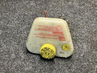 бачок тормозной жидкости Audi A8 D3 [рестайлинг] 2007, 4.2 л., BVJ, бензин, седан, 4E0611301A