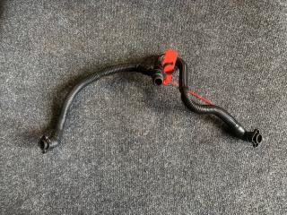 трубка вентиляции картерных газов Audi A7 4G 2012, 3.0 л., CGWB, бензин, АКПП, хетчбэк 5 дв., 06E103217AD