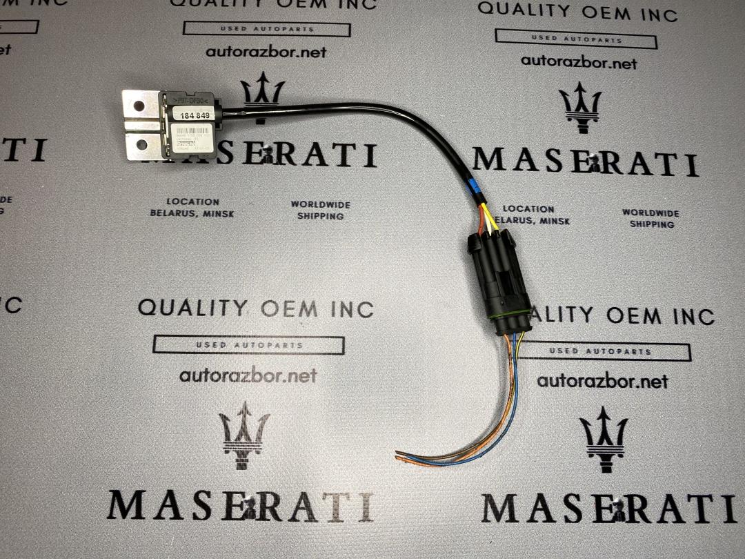 датчик ускорения Maserati Quattroporte 5 поколение 2005, 4.2 л., бензин, АКПП, черный, седан, 184849, 232082 - фото №1