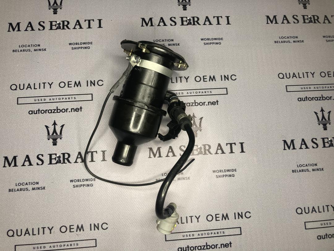 горловина топливного бака Maserati Quattroporte 5 поколение 2005, 4.2 л., бензин, АКПП, черный, седан, 222257 - фото №1