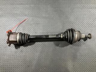 полуось передняя правая (приводной вал, ШРУС) Audi A8 D3 [рестайлинг] 2007, 4.2 л., BVJ, бензин, АКПП, седан, 4E0407272P