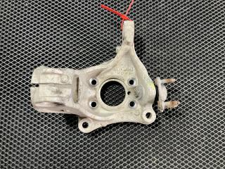 кулак поворотный правый Volkswagen Passat CC 1 поколение [рестайлинг] 2013, 2.0 л., CCTA, бензин, АКПП, купе, 3C0407258F