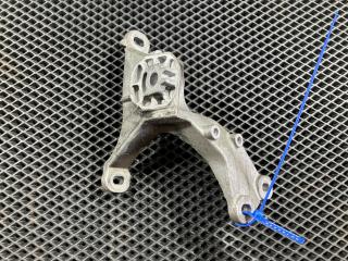 кронштейн КПП Audi A8 D4/4H 2012, 4.2 л., CDRA, бензин, седан, 4H0399114E