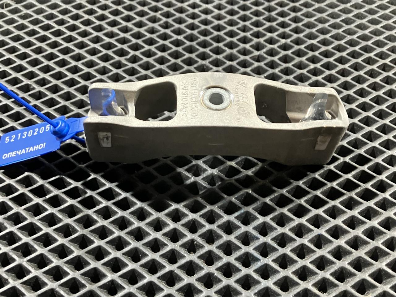 крепление форсунки Porsche Panamera 970 2010, 4.8 л., M 48.20, бензин, АКПП, хетчбэк 5 дв., 94811051501 - фото №1