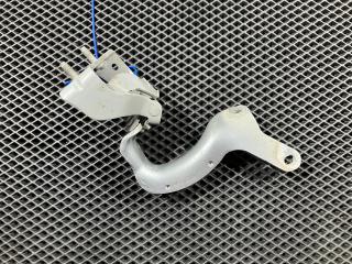 петля крышки багажника Audi Q7 4L 2008, 4.2 л., BAR, бензин, внедорожник 5 дв., 4L0827299B