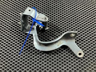 петля крышки багажника Audi Q7 4L 2008, 4.2 л., BAR, бензин, внедорожник 5 дв., 4L0827300B