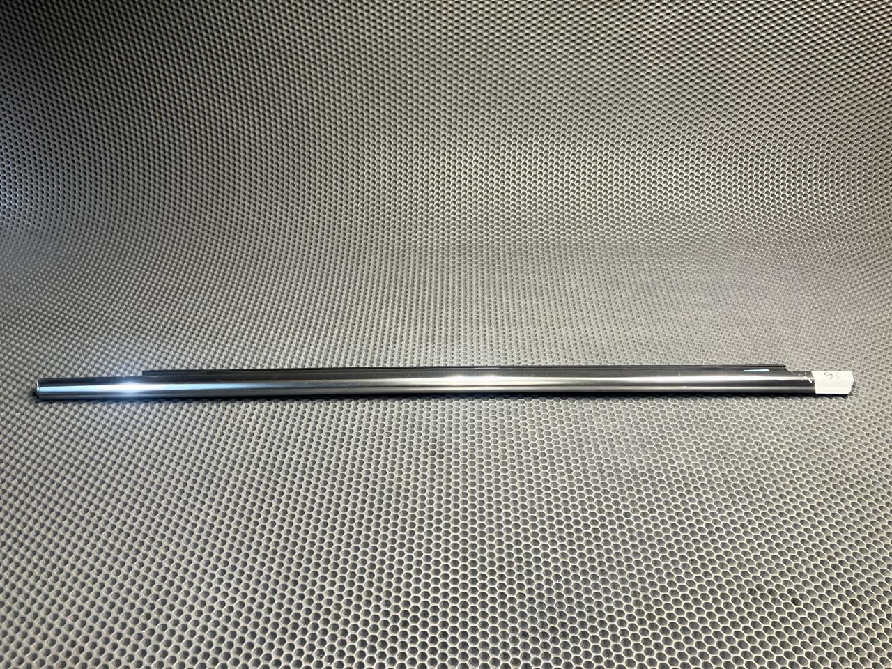 молдинг двери задней правой Audi A7 4G 2012, 3.0 л., CGWB, бензин, АКПП, хетчбэк 5 дв., 4G8853764B - фото №1