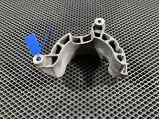 кронштейн генератора Porsche Cayenne 957 [рестайлинг] 2008, 4.8 л., M 48.01, бензин, АКПП, внедорожник 5 дв., 9481152041R