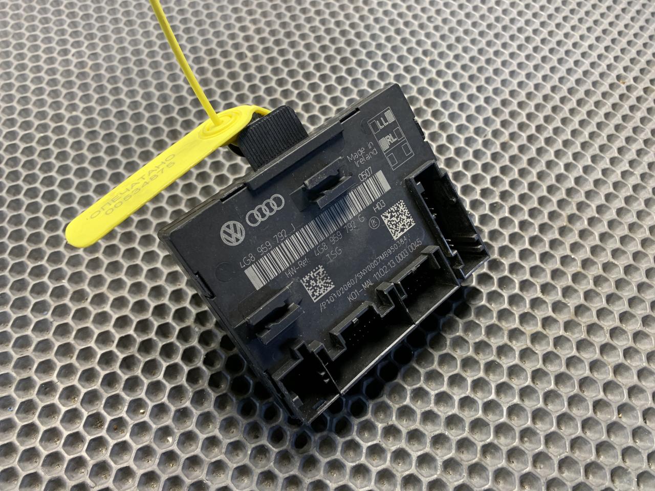 модуль управления двери Audi A7 4G 2012, 3.0 л., CGWB, бензин, АКПП, хетчбэк 5 дв., 4G8959792J - фото №1