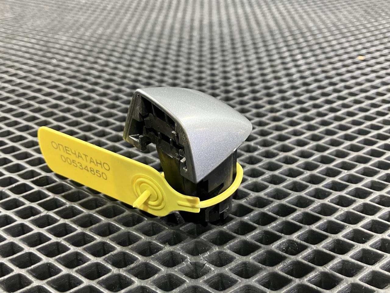 ручка наружная Audi Q5 8R 2011, 3.2 л., CALB, бензин, АКПП, внедорожник 5 дв., 8T0837167A, 8T0837167 - фото №1