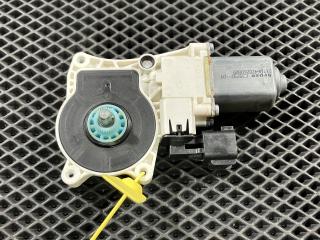 моторчик стеклоподъемника Jaguar XE 1 поколение X760 2017, 5.0 л., 508PN, бензин, АКПП, C39793-101