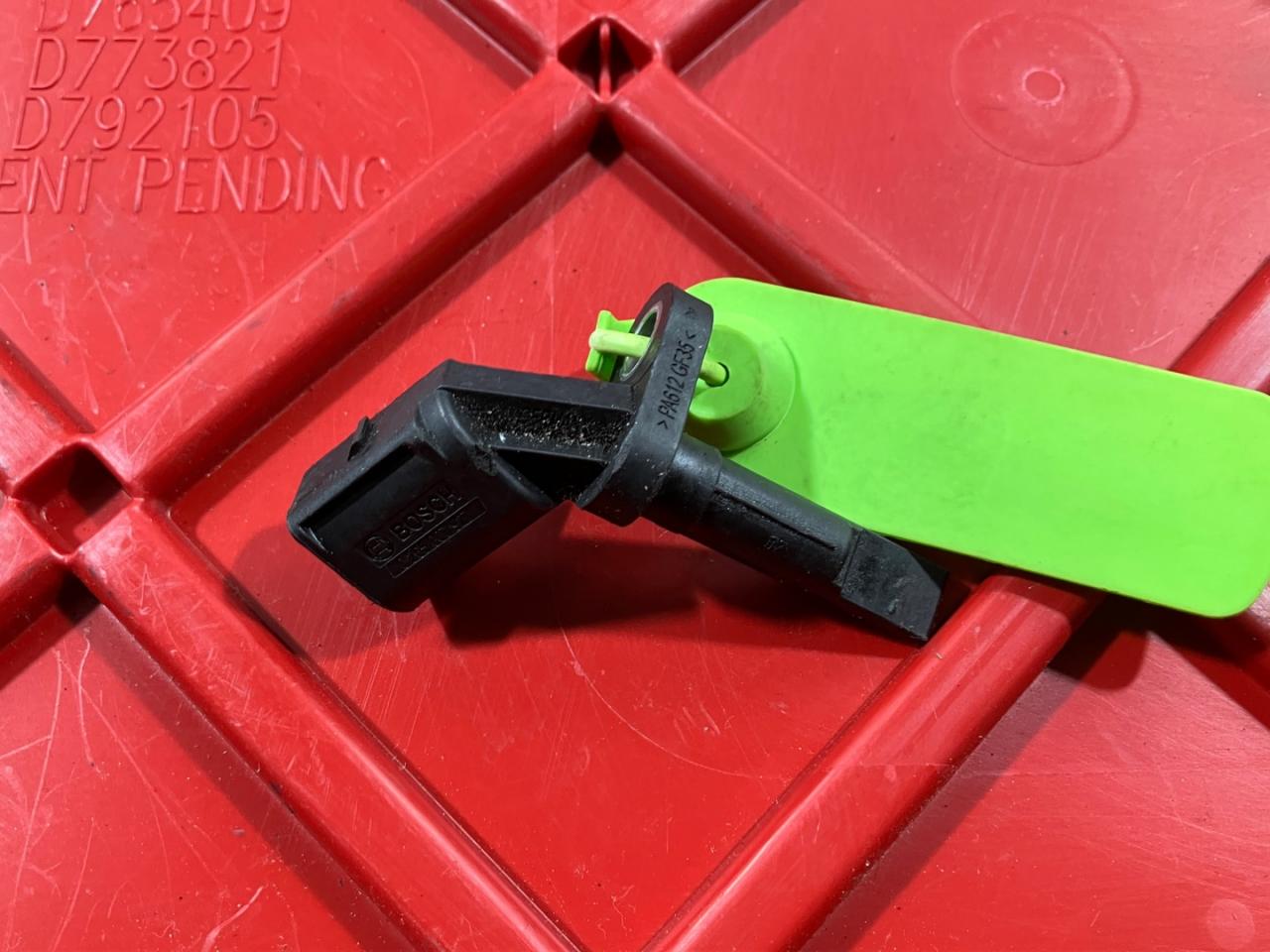 датчик ABS Audi A8 D4/4H 2012, 4.2 л., CDRA, бензин, АКПП, седан, 4E0927804F, 4E0927804D - фото №1