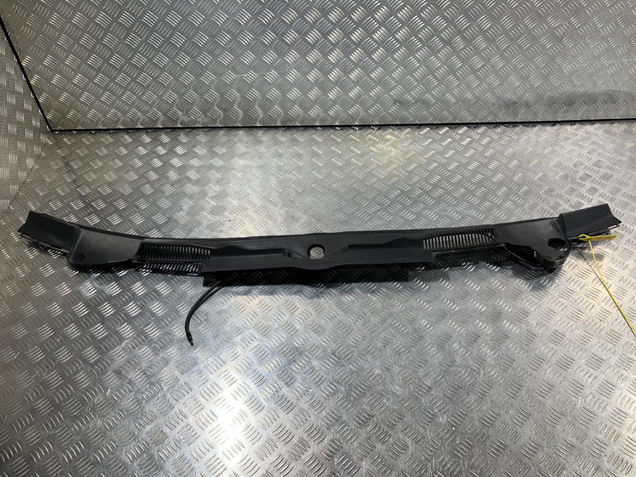 дождевик Jaguar F-Type 1 поколение 2017, 3.0 л., 306PS, бензин, АКПП, купе, 6W83-021B42-AD, 6W83-021B44-AD - фото №1