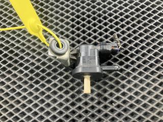 клапан вакуумного управления Lexus LS 4 поколение 2009, 4.6 л., 1UR-FSE, бензин, седан, 90910-12276, 1362007010