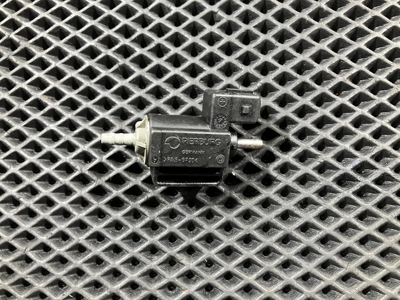 электромагнитный клапан Land Rover Range Rover Sport 2 поколение 2017, 3.0 л., 306DT, дизель, АКПП, внедорожник 5 дв., FPLA9S468AD - фото №1