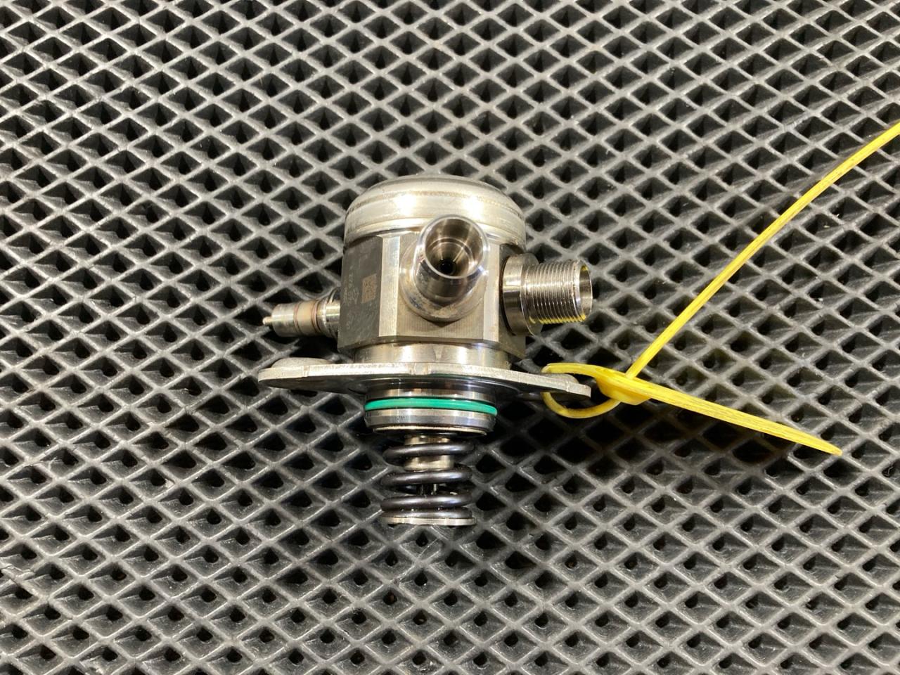 ТНВД Mercedes-Benz S-Класс W222/C217/A217 2014, 4.7 л., M 278.928, бензин, седан, A2780701201, 0261520222 - фото №1