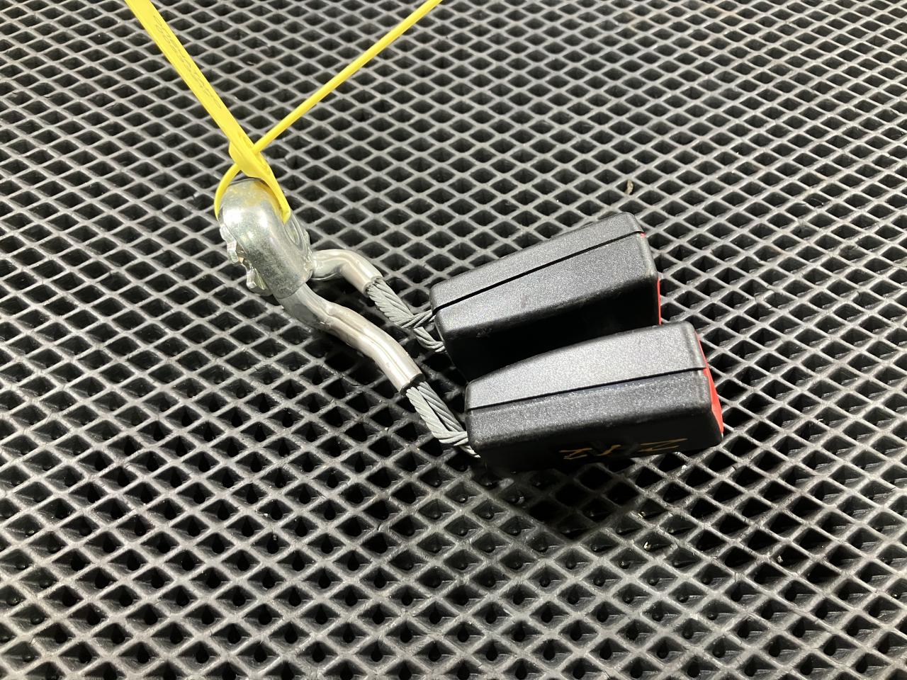 замок ремня безопасности Volkswagen Passat CC 1 поколение 2012, 2.0 л., бензин, АКПП, купе, 3C0857739C, 3C0857739CQVZ - фото №1