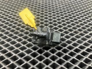 форсунка омывателя лобового стекла Lexus LS 4 поколение [2-й рестайлинг] 2015, 4.6 л., 1UR-FSE, бензин, АКПП, седан