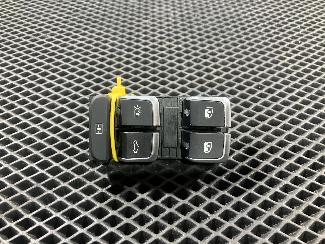 блок управления стеклоподъемниками задней Audi A8 D4/4H 2012, 4.2 л., CDRA, бензин, АКПП, седан, 4H0959851G - фото №1