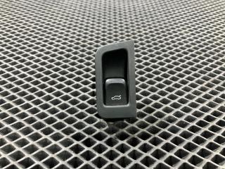 кнопка открытия багажника Audi A7 4G 2010, 3.0 л., CGWB, бензин, АКПП, хетчбэк 5 дв., 4H0959831A