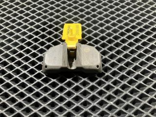 датчик давления в шине Audi Q7 4L 2008, 4.2 л., BAR, бензин, внедорожник 5 дв., 4F0907275B