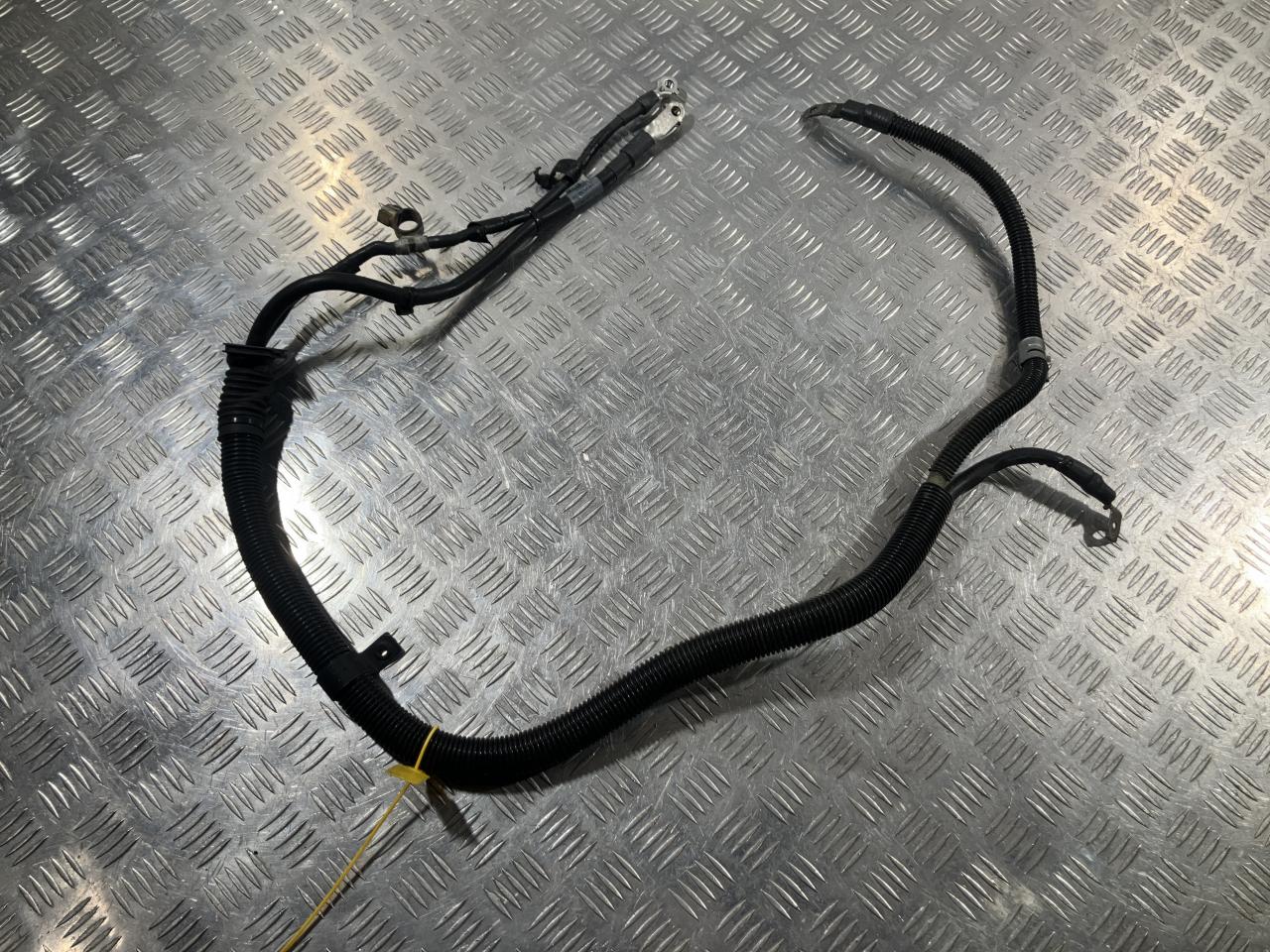 провод высоковольтный Mercedes-Benz S-Класс W221 2005, 5.5 л., M 273.961, бензин, седан, A2215402232 - фото №1