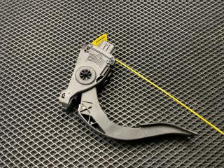 педаль Audi A8 D4/4H 2012, 4.2 л., CDRA, бензин, седан, 8K1723523A