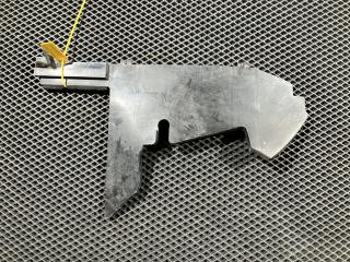 воздуховод (дефлектор) радиатора Infiniti FX35 2 поколение 2010, 3.5 л., VQ35HR, бензин, АКПП, внедорожник 5 дв.