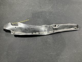 уплотнитель подкапотного пространства Infiniti FX35 2 поколение 2010, 3.5 л., VQ35HR, бензин, внедорожник 5 дв., 658201CA0A