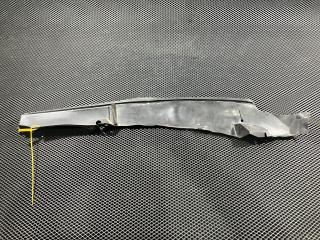 уплотнитель подкапотного пространства Infiniti FX35 2 поколение 2010, 3.5 л., VQ35HR, бензин, внедорожник 5 дв., 658211CA0A