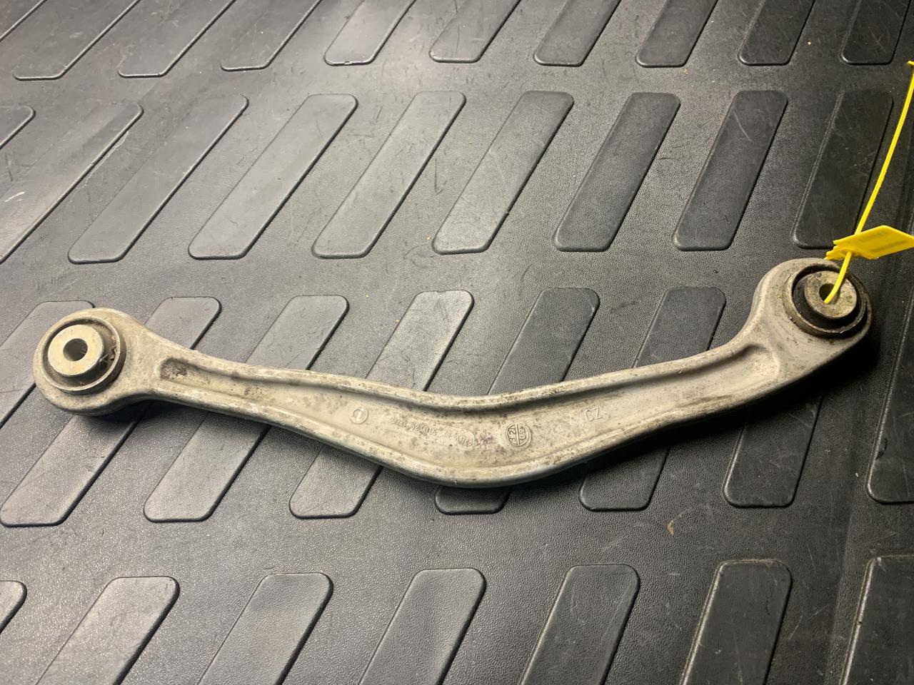 рычаг задний левый Mercedes-Benz S-Класс W221 2008, 5.5 л., M 273.961, бензин, седан, A2213520005, 2213520005 - фото №1