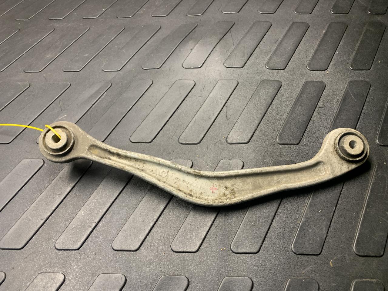 рычаг задний левый Mercedes-Benz S-Класс W221 2008, 5.5 л., M 273.961, бензин, седан, A2213520005, 2213520005 - фото №1