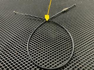 трос капота Mercedes-Benz M-Класс W164 [рестайлинг] 2011, 4.7 л., M 273.923, бензин, внедорожник 5 дв., A1648800159