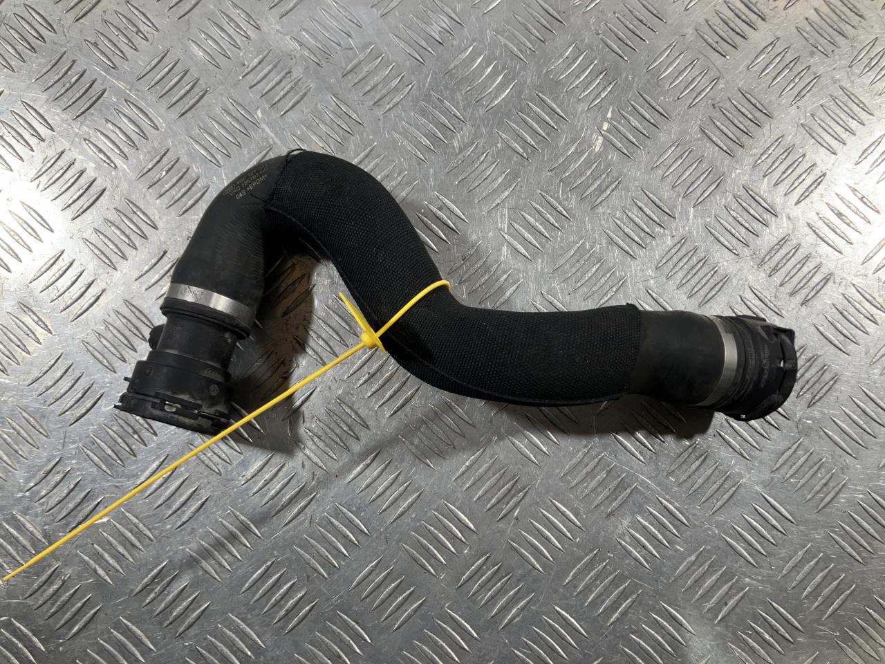 патрубок (трубопровод, шланг) Audi A7 4G 2012, 3.0 л., CGWB, бензин, хетчбэк 5 дв., 4G0121049Q - фото №1