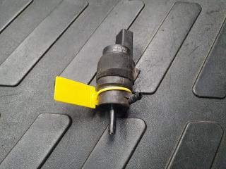 насос (моторчик) омывателя стекла Audi A4 B8 [рестайлинг] 2013, 2.0 л., CAEB, бензин, АКПП, седан, 8K5955647