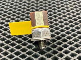 датчик давления топлива Audi A6 4G/C7 2011, 3.0 л., CGWC, бензин, АКПП, седан, 03C906051C