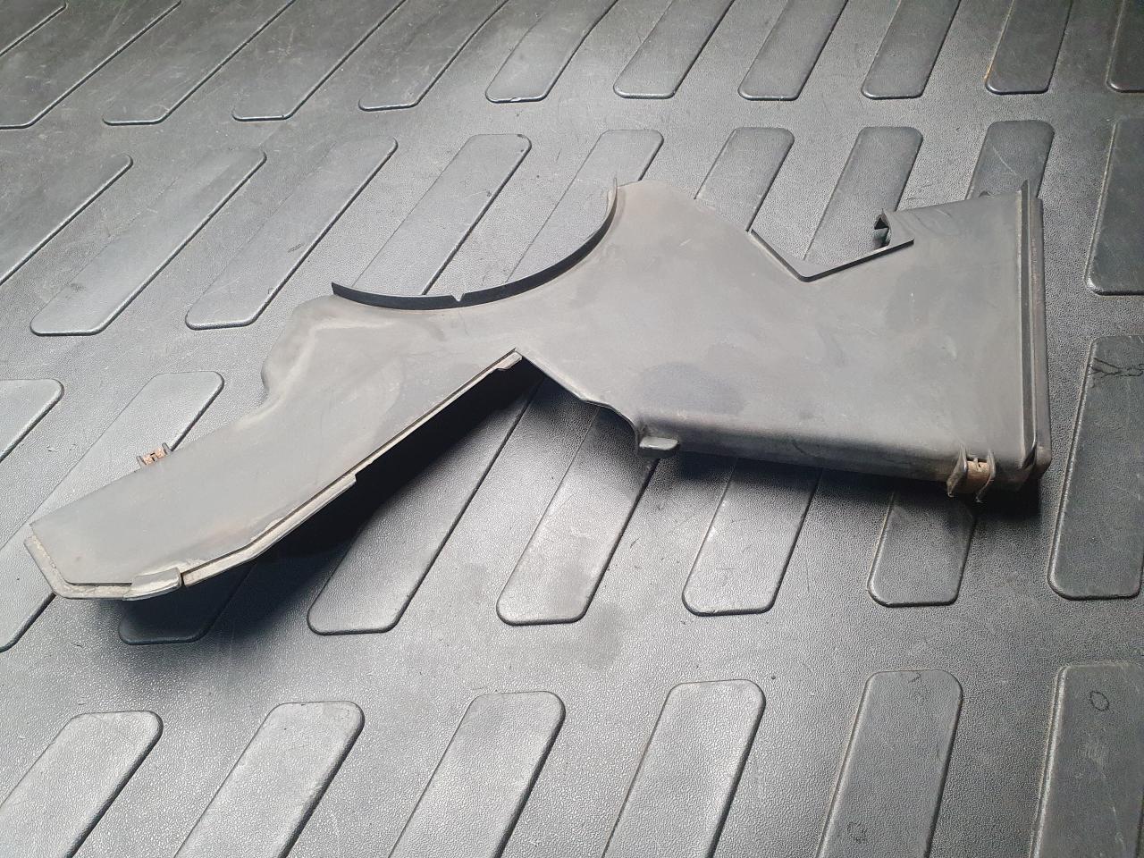 защита (кожух) ремня ГРМ Audi A8 D3/4E 2004, 4.2 л., BFM, бензин, АКПП, седан, 077109121C - фото №1