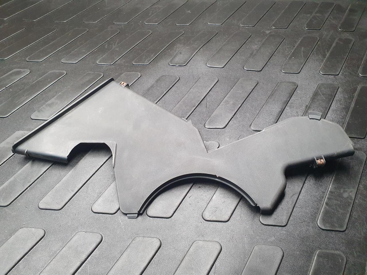 защита (кожух) ремня ГРМ Audi A8 D3/4E 2004, 4.2 л., BFM, бензин, АКПП, седан, 077109121C - фото №1