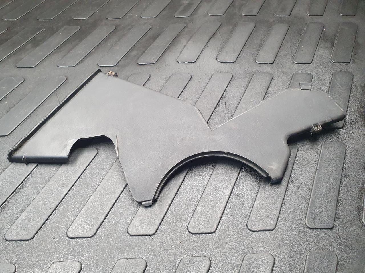 защита (кожух) ремня ГРМ Audi A8 D3/4E 2004, 4.2 л., BFM, бензин, АКПП, седан, 077109121C - фото №1